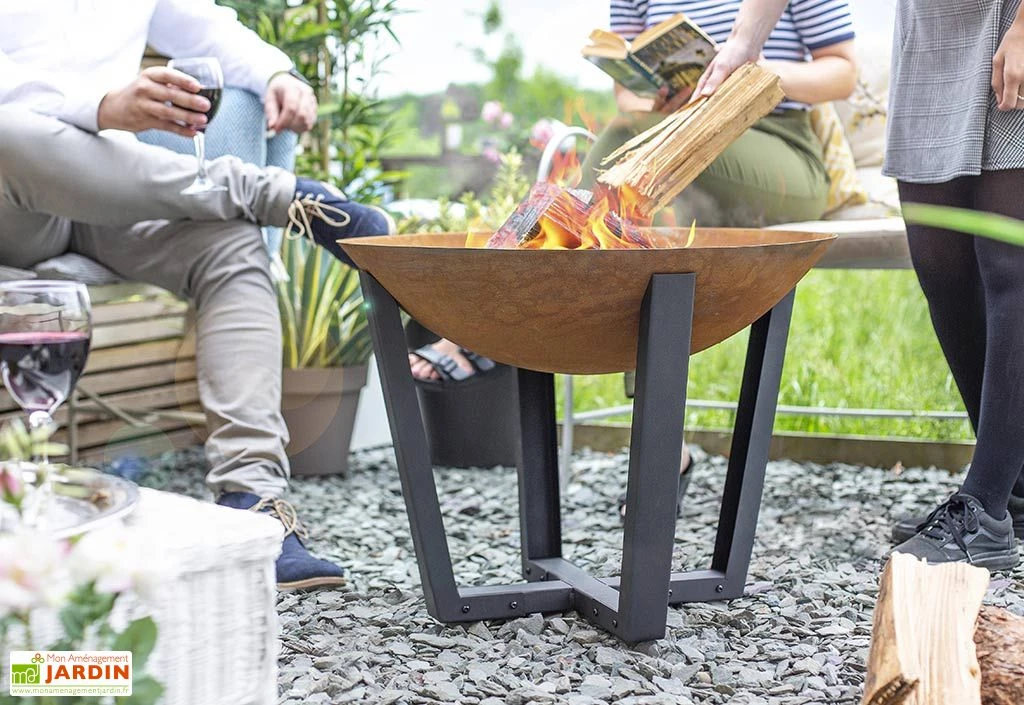 Braséro De Jardin En Fonte Oxydée Et Acier Noir Icarus 66 Cm 2 Braséro De Jardin En Fonte Oxydée Et Acier Noir Icarus 66 Cm – Image 2