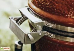Barbecue Kamado En Céramique Monolith Junior + Chariot 9 Barbecue Kamado En Céramique Monolith Junior + Chariot -Abriet Mobilier Soldes Boutique details kamado ceramique chariot monolith junior rouge