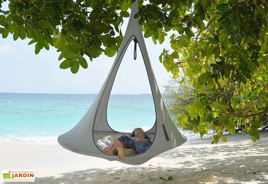 Hamac Suspendu En Polyoléfine Et Aluminium – Cacoon 2 Hamac Suspendu En Polyoléfine Et Aluminium – Cacoon – Image 2
