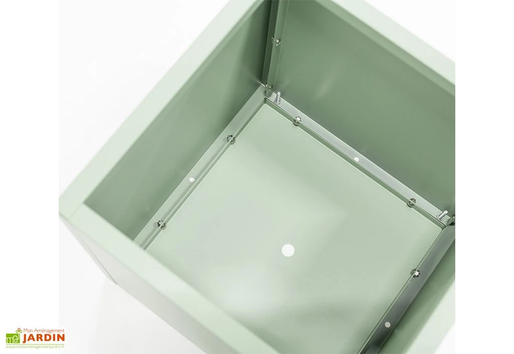 Jardinière Cube Vert Cactus En Métal Thermolaqué – 50 X 50 X 50 Cm 5 Jardinière Cube Vert Cactus En Métal Thermolaqué – 50 X 50 X 50 Cm – Image 5