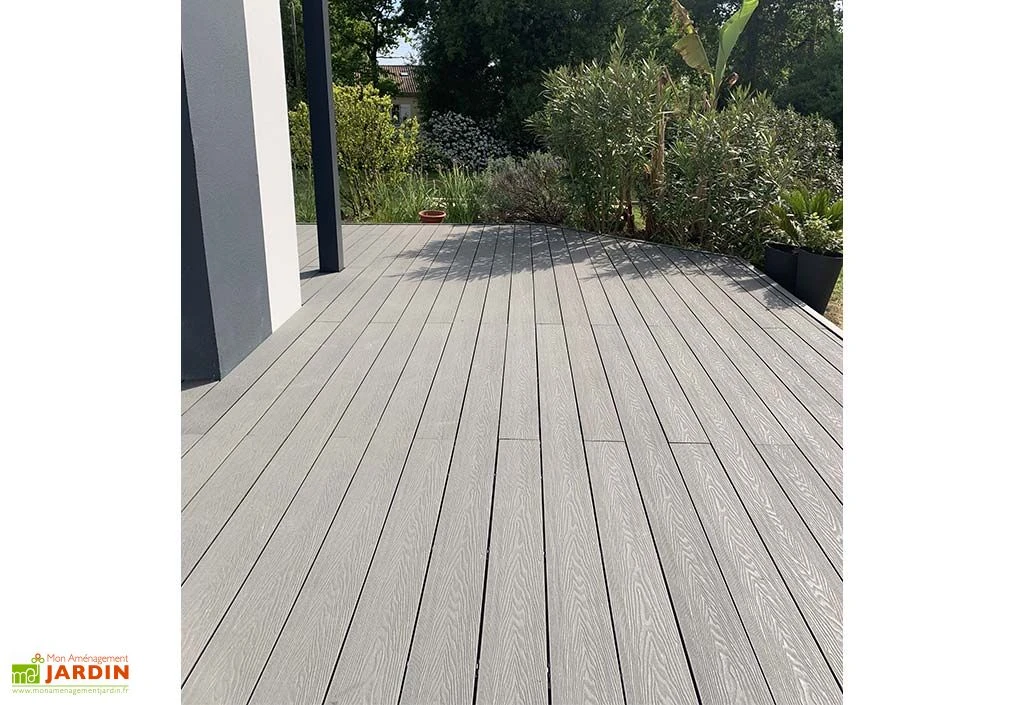 Lames De Terrasse En Composite Alvéolaires Et Réversibles 20 M² 2 Lames De Terrasse En Composite Alvéolaires Et Réversibles 20 M² – Image 2