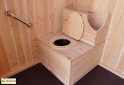 Toilette Sèche En Bois D’Épicéa LécoBox PMR (pour Personnes à Mobilité Réduite) -Abriet Mobilier Soldes Boutique toilette seche bois epicea lecobox pmr 2